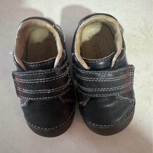 3/$20 Stride Rite skip boat shoe baby / toddler navy leather 3.5M navy blue